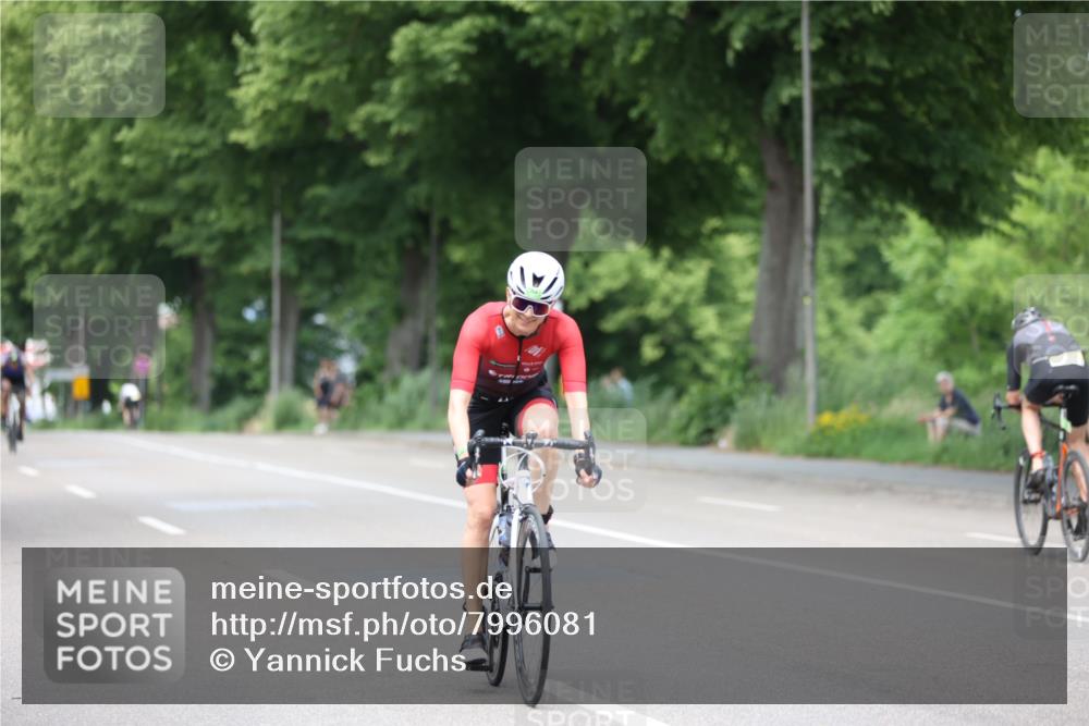 15.06.2025 - 7 Türme Triathlon Yannick Fuchs http://msf.ph/oto/7996081 15.06.2025 13:11:18 Radfahren 243, 607, 947, 973 meine-sportfotos.de