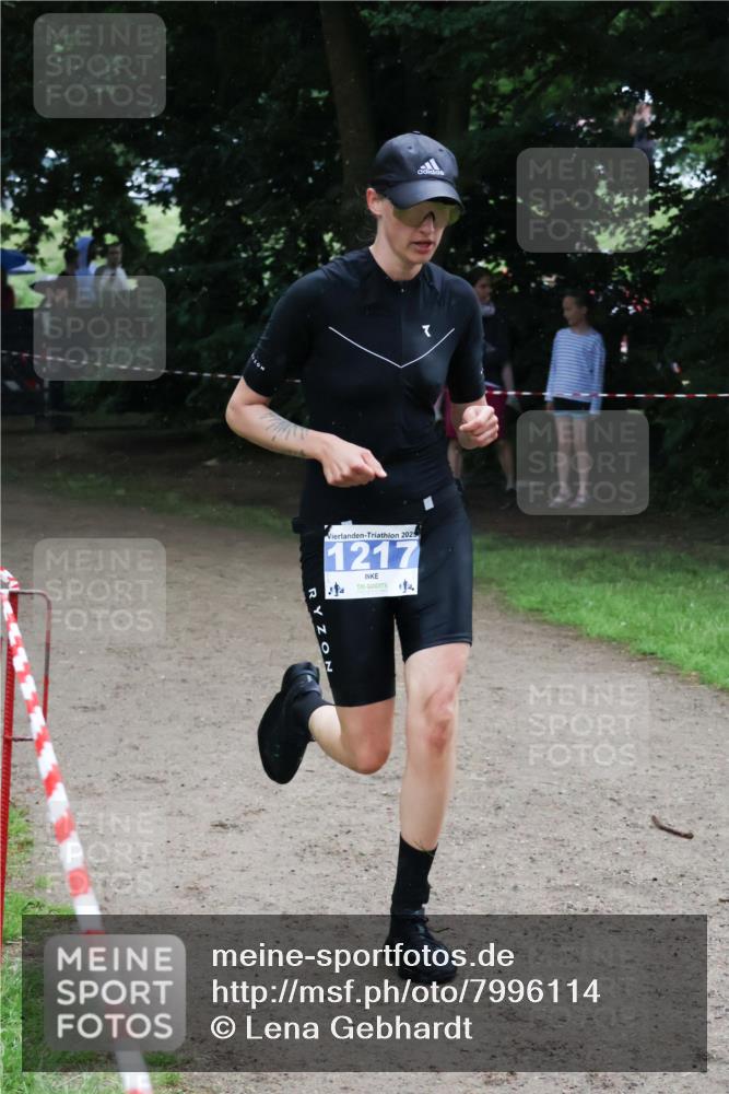 21.06.2025 - 27. Vierlanden-Triathlon Lena Gebhardt http://msf.ph/oto/7996114 15.06.2025 13:52:43 Laufen 2025, 1217, 4, 10 meine-sportfotos.de