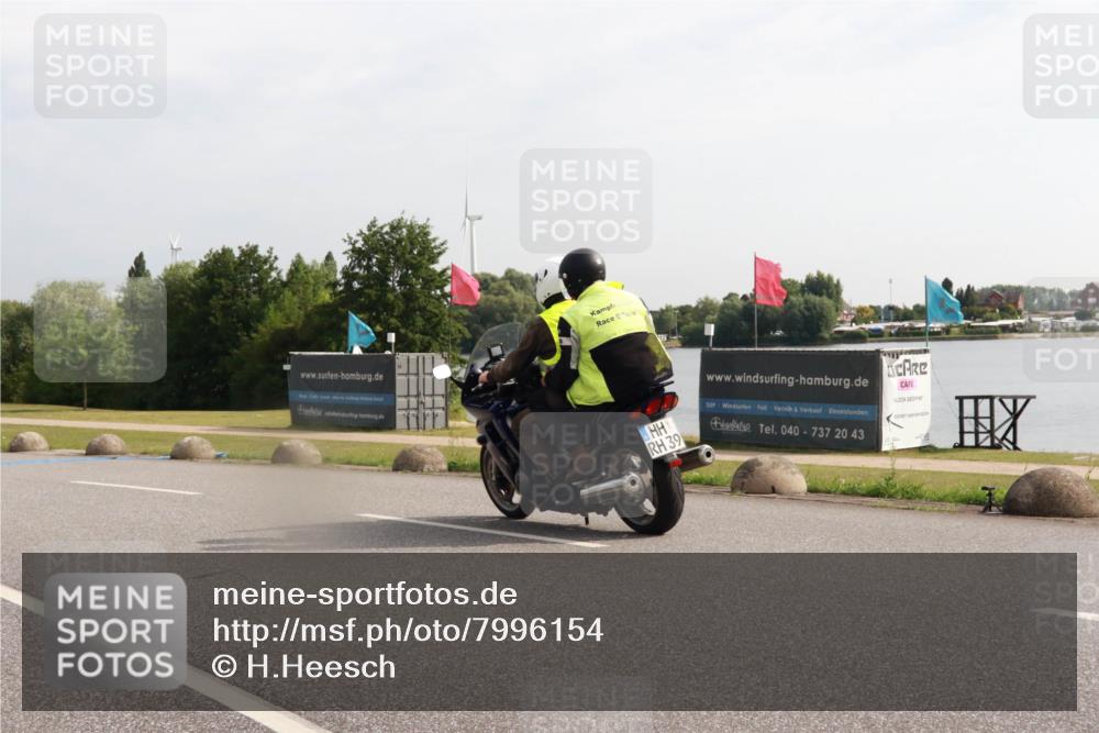 15.06.2025 - 27. Vierlanden-Triathlon H.Heesch http://msf.ph/oto/7996154 15.06.2025 09:24:07 Radfahren  meine-sportfotos.de