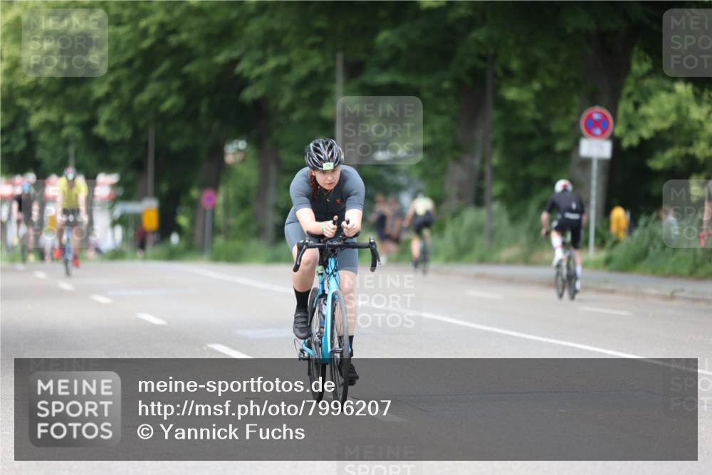 15.06.2025 - 7 Türme Triathlon Yannick Fuchs http://msf.ph/oto/7996207 15.06.2025 13:11:24 Radfahren 304, 973 meine-sportfotos.de