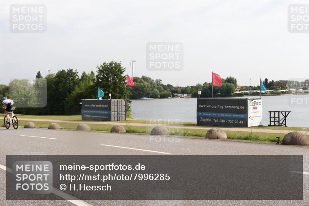 15.06.2025 - 27. Vierlanden-Triathlon H.Heesch http://msf.ph/oto/7996285 15.06.2025 09:24:48 Radfahren 65, 138 meine-sportfotos.de