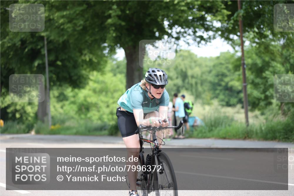 15.06.2025 - 7 Türme Triathlon Yannick Fuchs http://msf.ph/oto/7996372 15.06.2025 12:16:06 Radfahren 290 meine-sportfotos.de