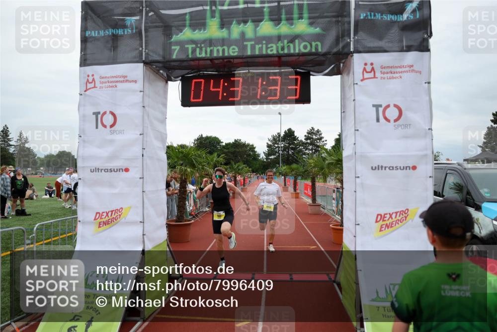 15.06.2025 - 7 Türme Triathlon Michael Strokosch http://msf.ph/oto/7996409 15.06.2025 14:31:32 Ziel 937, 1062 meine-sportfotos.de