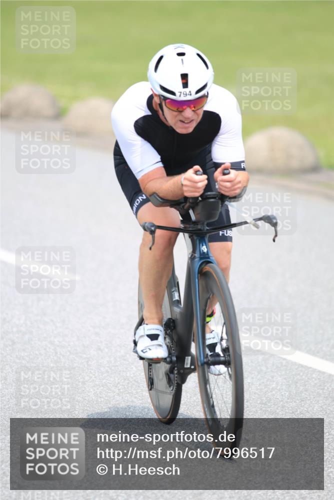 21.06.2025 - 27. Vierlanden-Triathlon H.Heesch http://msf.ph/oto/7996517 15.06.2025 12:22:00 Radfahren 644, 794, 900, 937 meine-sportfotos.de