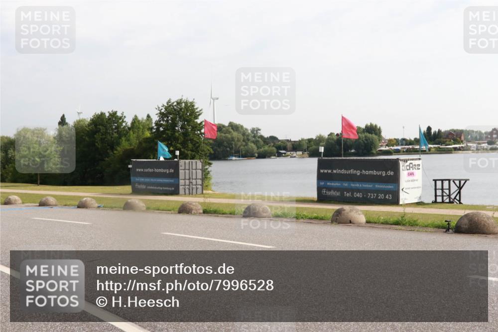 15.06.2025 - 27. Vierlanden-Triathlon H.Heesch http://msf.ph/oto/7996528 15.06.2025 09:25:16 Radfahren  meine-sportfotos.de