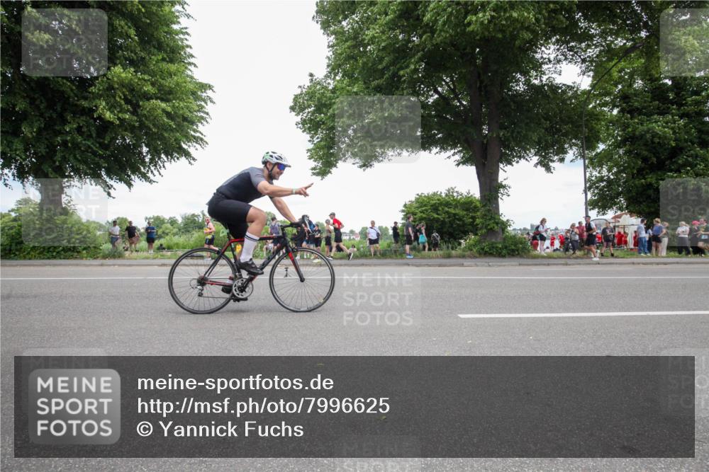 15.06.2025 - 7 Türme Triathlon Yannick Fuchs http://msf.ph/oto/7996625 15.06.2025 13:47:02 Radfahren 474, 929 meine-sportfotos.de