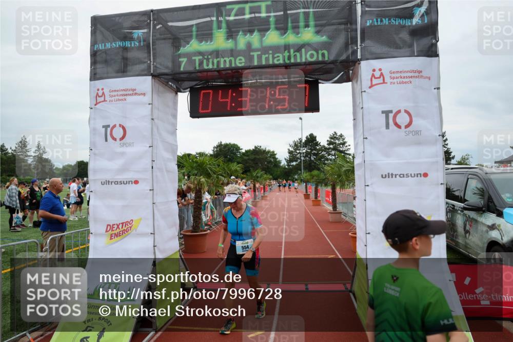 15.06.2025 - 7 Türme Triathlon Michael Strokosch http://msf.ph/oto/7996728 15.06.2025 14:31:57 Ziel 447, 554, 800, 1140 meine-sportfotos.de