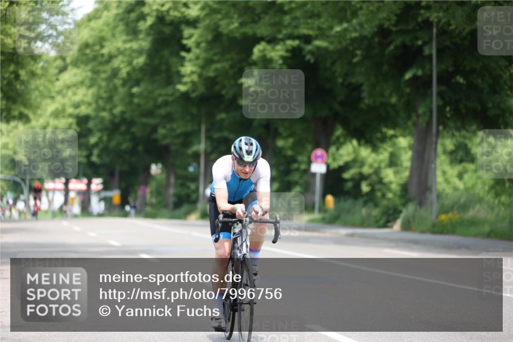 15.06.2025 - 7 Türme Triathlon Yannick Fuchs http://msf.ph/oto/7996756 15.06.2025 12:16:27 Radfahren 247, 260, 332, 561 meine-sportfotos.de
