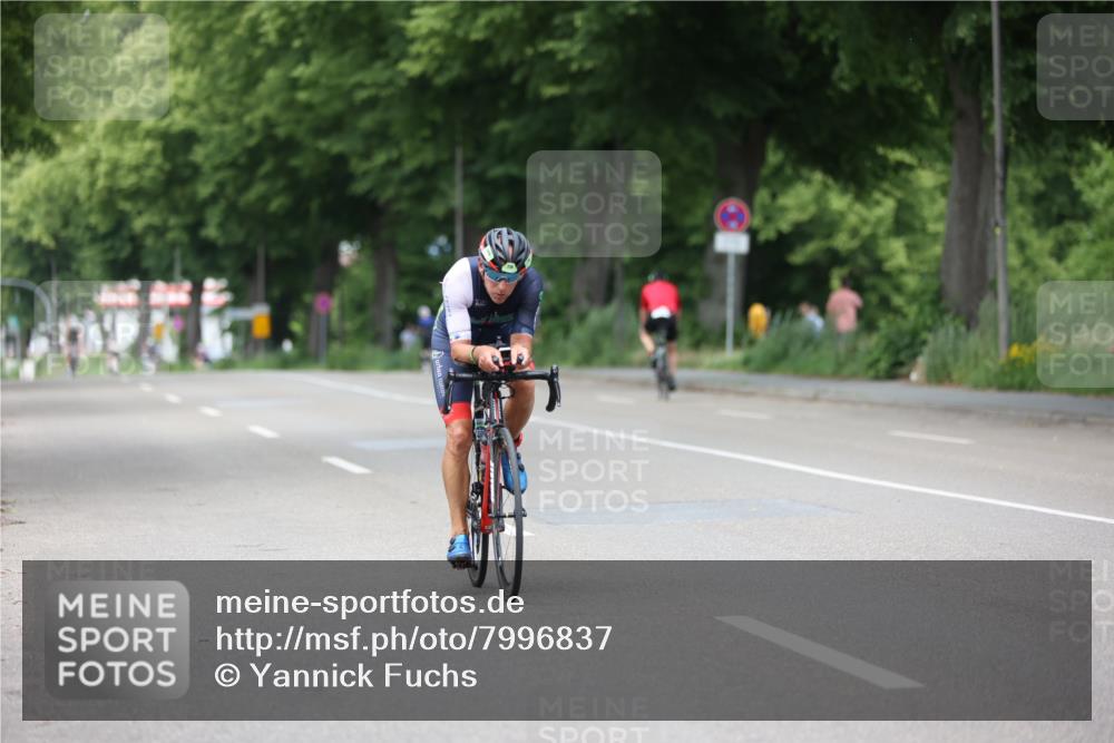 15.06.2025 - 7 Türme Triathlon Yannick Fuchs http://msf.ph/oto/7996837 15.06.2025 13:12:08 Radfahren 228, 555 meine-sportfotos.de