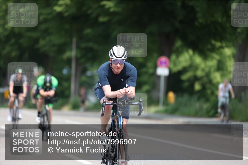 15.06.2025 - 7 Türme Triathlon Yannick Fuchs http://msf.ph/oto/7996907 15.06.2025 12:16:40 Radfahren 204, 278, 317, 406, 551, 658 meine-sportfotos.de