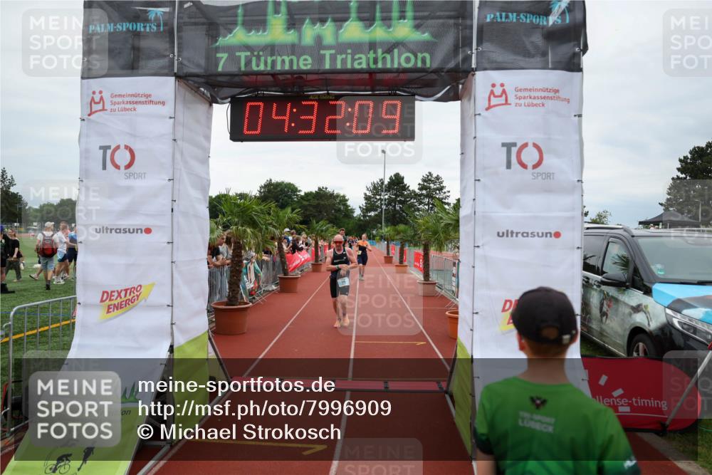 15.06.2025 - 7 Türme Triathlon Michael Strokosch http://msf.ph/oto/7996909 15.06.2025 14:32:08 Ziel 376, 492, 914, 967 meine-sportfotos.de