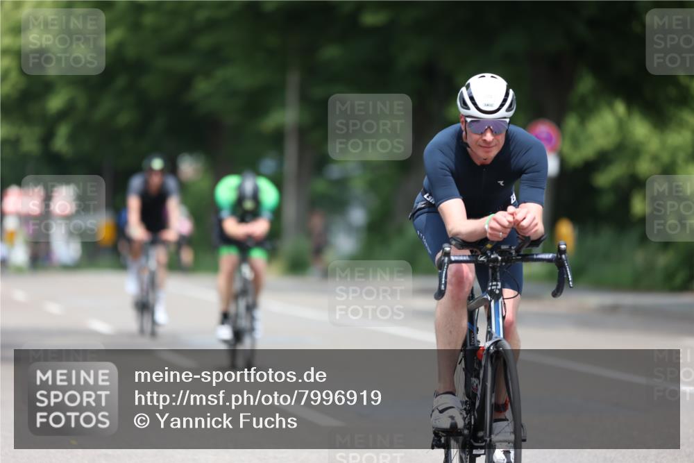 15.06.2025 - 7 Türme Triathlon Yannick Fuchs http://msf.ph/oto/7996919 15.06.2025 12:16:40 Radfahren 204, 278, 317, 406, 551, 658 meine-sportfotos.de