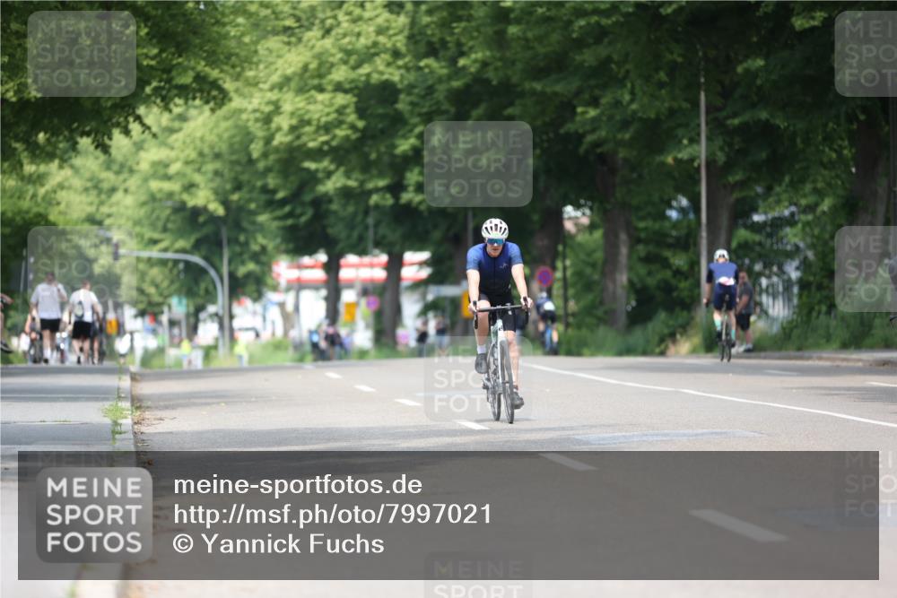 15.06.2025 - 7 Türme Triathlon Yannick Fuchs http://msf.ph/oto/7997021 15.06.2025 12:16:52 Radfahren 443 meine-sportfotos.de