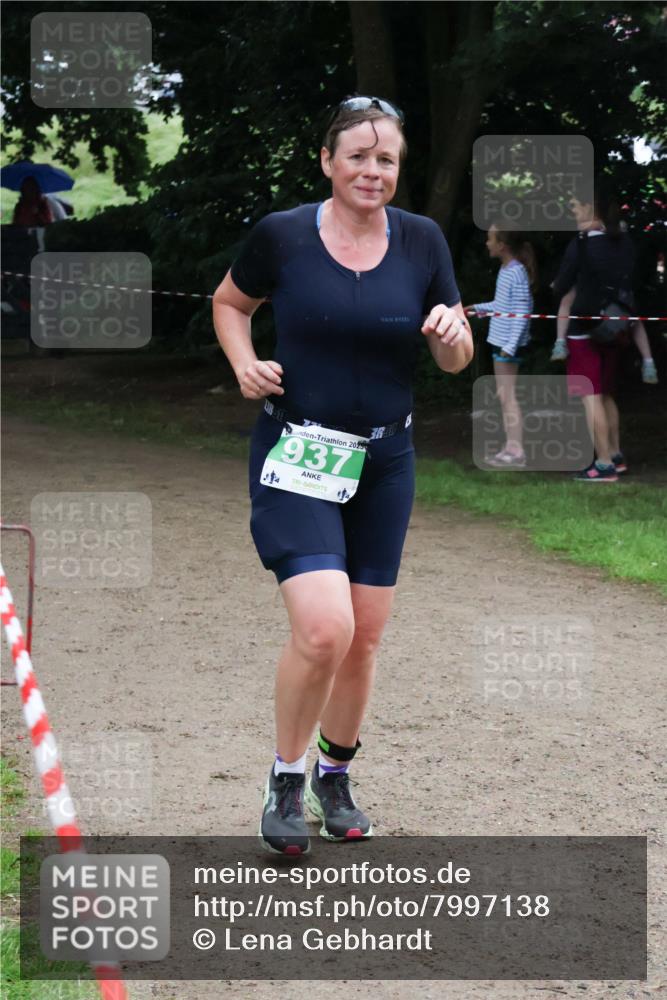 21.06.2025 - 27. Vierlanden-Triathlon Lena Gebhardt http://msf.ph/oto/7997138 15.06.2025 13:54:28 Laufen 2025, 937 meine-sportfotos.de