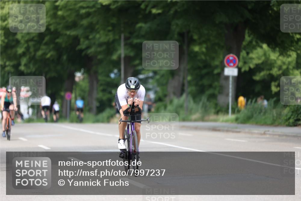 15.06.2025 - 7 Türme Triathlon Yannick Fuchs http://msf.ph/oto/7997237 15.06.2025 13:12:39 Radfahren 529, 581, 660, 751, 1129, 1137, 1138 meine-sportfotos.de