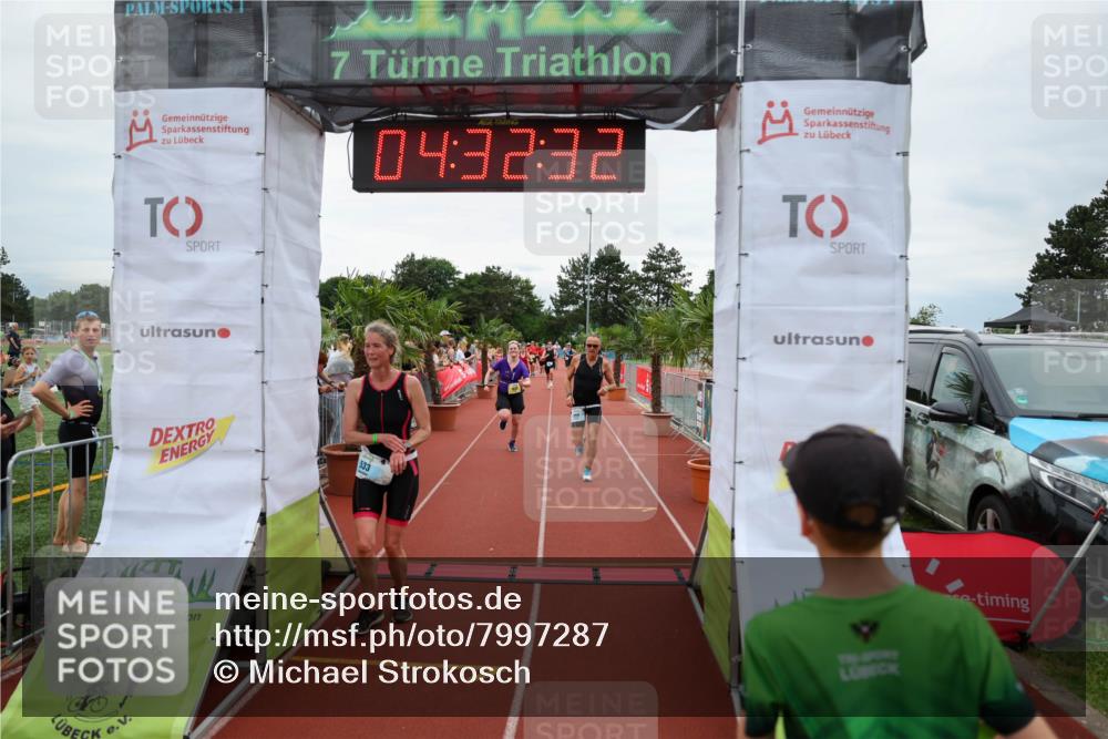 15.06.2025 - 7 Türme Triathlon Michael Strokosch http://msf.ph/oto/7997287 15.06.2025 14:32:32 Ziel 488, 495, 533, 830, 1035 meine-sportfotos.de