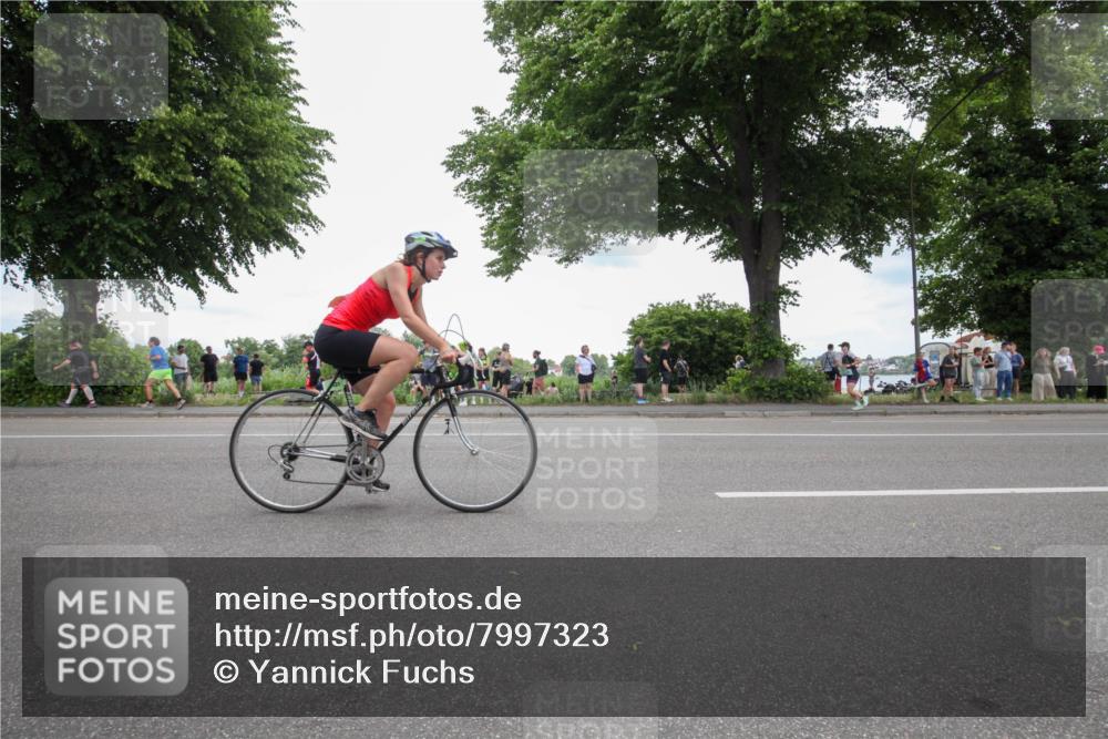 15.06.2025 - 7 Türme Triathlon Yannick Fuchs http://msf.ph/oto/7997323 15.06.2025 13:49:43 Radfahren 514, 1051 meine-sportfotos.de