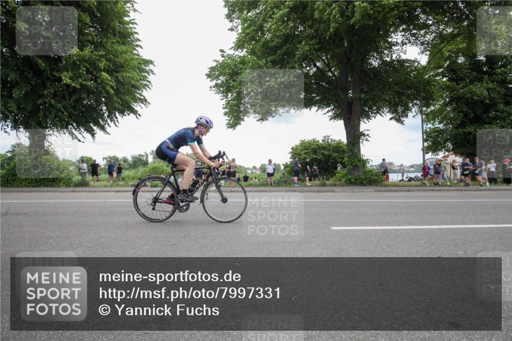 15.06.2025 - 7 Türme Triathlon Yannick Fuchs http://msf.ph/oto/7997331 15.06.2025 13:49:46 Radfahren 514 meine-sportfotos.de