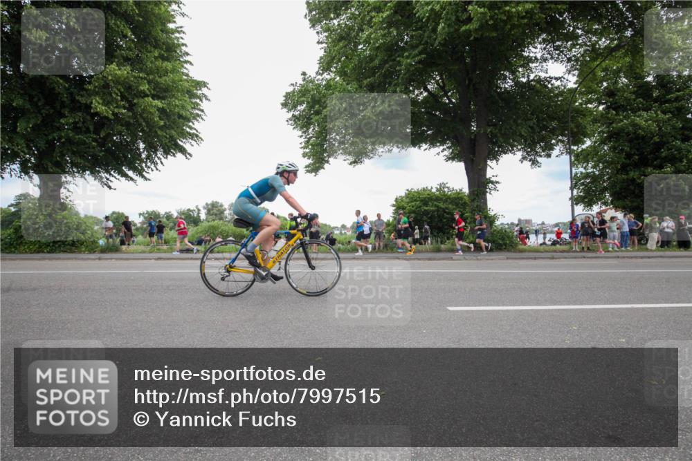 15.06.2025 - 7 Türme Triathlon Yannick Fuchs http://msf.ph/oto/7997515 15.06.2025 13:50:29 Radfahren 195, 822, 839, 850, 866 meine-sportfotos.de