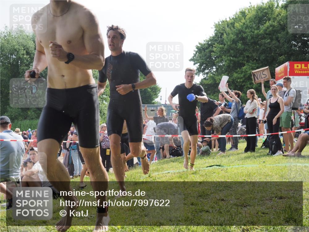 15.06.2025 - 27. Vierlanden-Triathlon KatJ http://msf.ph/oto/7997622 15.06.2025 09:55:55 Schwimmen 280, 283, 300, 303, 308, 310, 322, 331, 338 meine-sportfotos.de