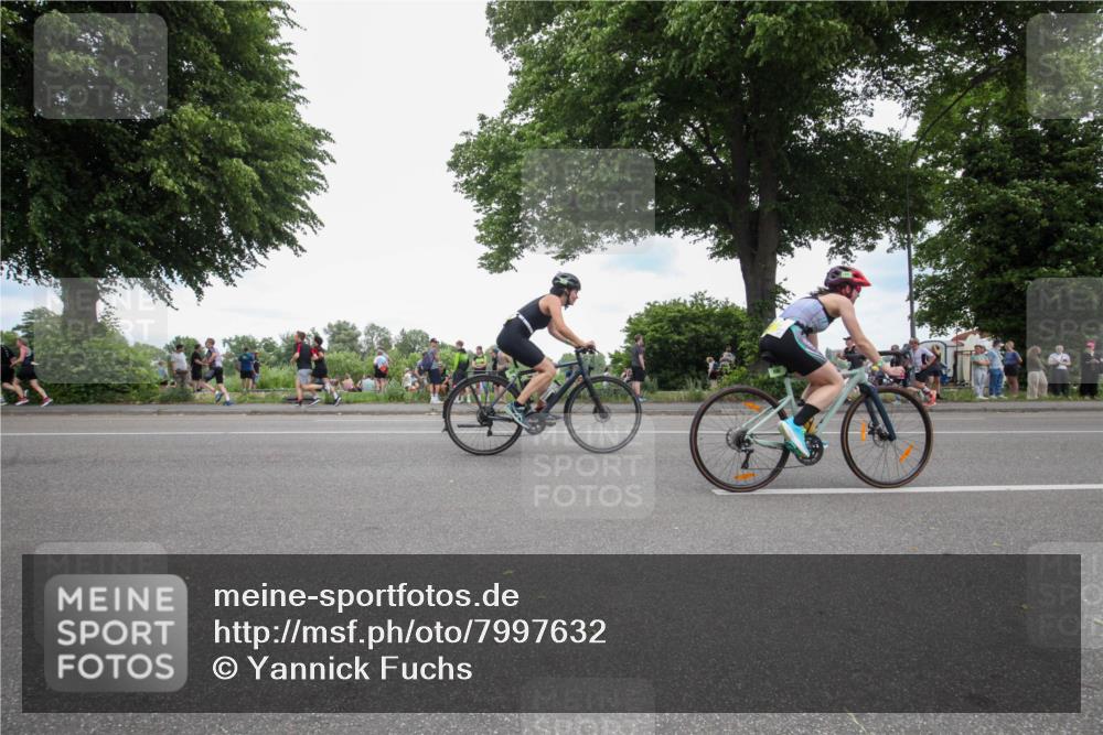 15.06.2025 - 7 Türme Triathlon Yannick Fuchs http://msf.ph/oto/7997632 15.06.2025 13:51:04 Radfahren 213, 304, 307, 645, 867, 936, 1012 meine-sportfotos.de