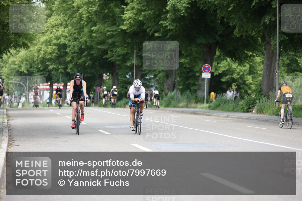 15.06.2025 - 7 Türme Triathlon Yannick Fuchs http://msf.ph/oto/7997669 15.06.2025 13:12:51 Radfahren 363, 630, 948 meine-sportfotos.de