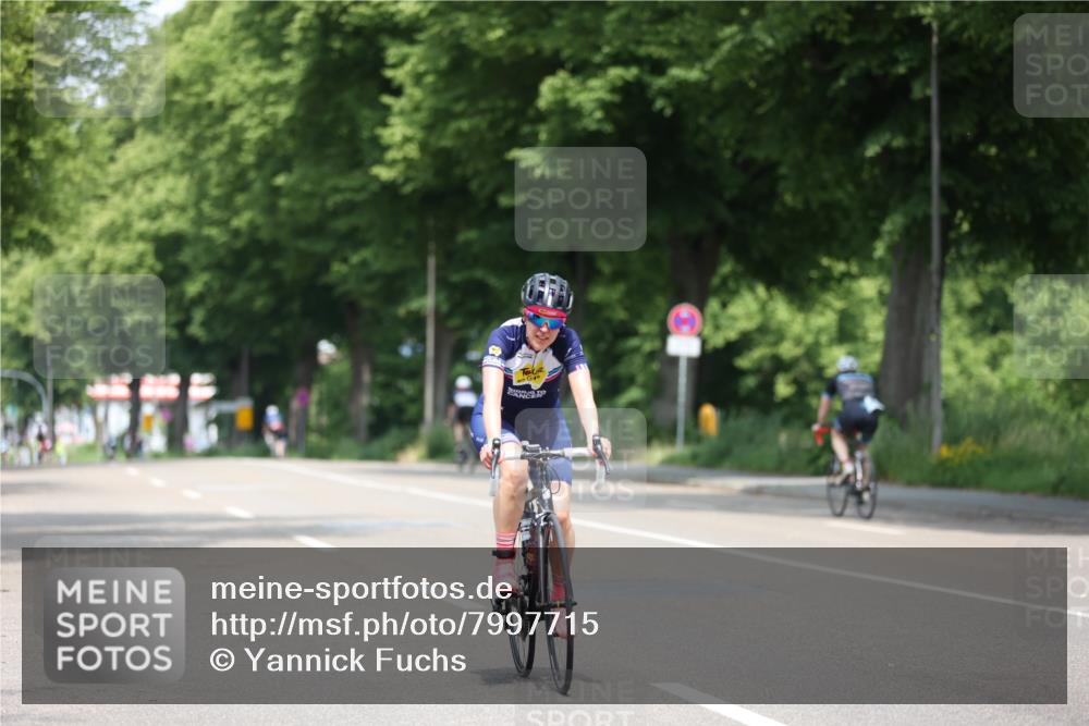15.06.2025 - 7 Türme Triathlon Yannick Fuchs http://msf.ph/oto/7997715 15.06.2025 12:18:49 Radfahren 301, 302, 308, 341, 477, 566 meine-sportfotos.de