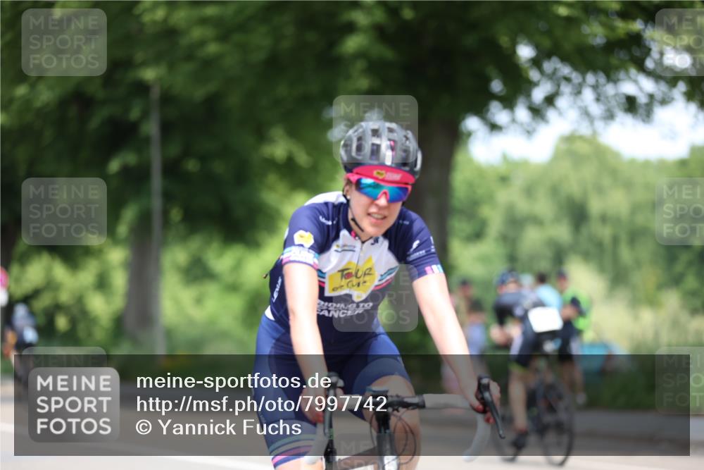 15.06.2025 - 7 Türme Triathlon Yannick Fuchs http://msf.ph/oto/7997742 15.06.2025 12:18:50 Radfahren 301, 302, 308, 341, 477 meine-sportfotos.de