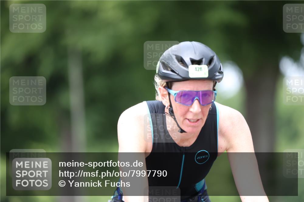 15.06.2025 - 7 Türme Triathlon Yannick Fuchs http://msf.ph/oto/7997790 15.06.2025 13:12:53 Radfahren 212, 520, 630, 948 meine-sportfotos.de