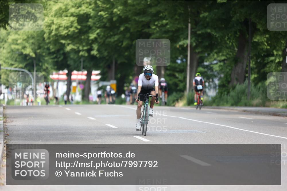15.06.2025 - 7 Türme Triathlon Yannick Fuchs http://msf.ph/oto/7997792 15.06.2025 12:19:01 Radfahren 237 meine-sportfotos.de