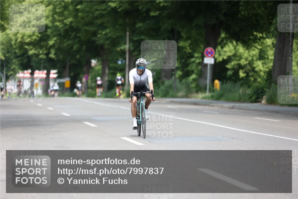 15.06.2025 - 7 Türme Triathlon Yannick Fuchs http://msf.ph/oto/7997837 15.06.2025 12:19:02 Radfahren 237 meine-sportfotos.de