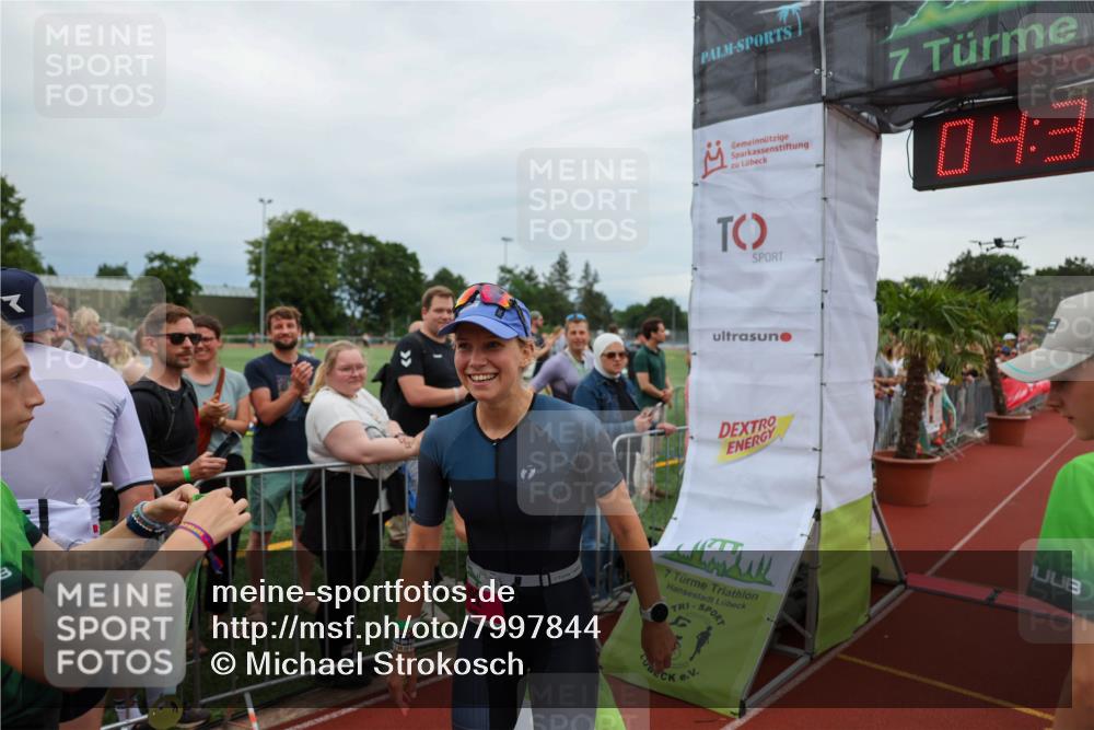 15.06.2025 - 7 Türme Triathlon Michael Strokosch http://msf.ph/oto/7997844 15.06.2025 14:32:53 Ziel 292, 322 meine-sportfotos.de