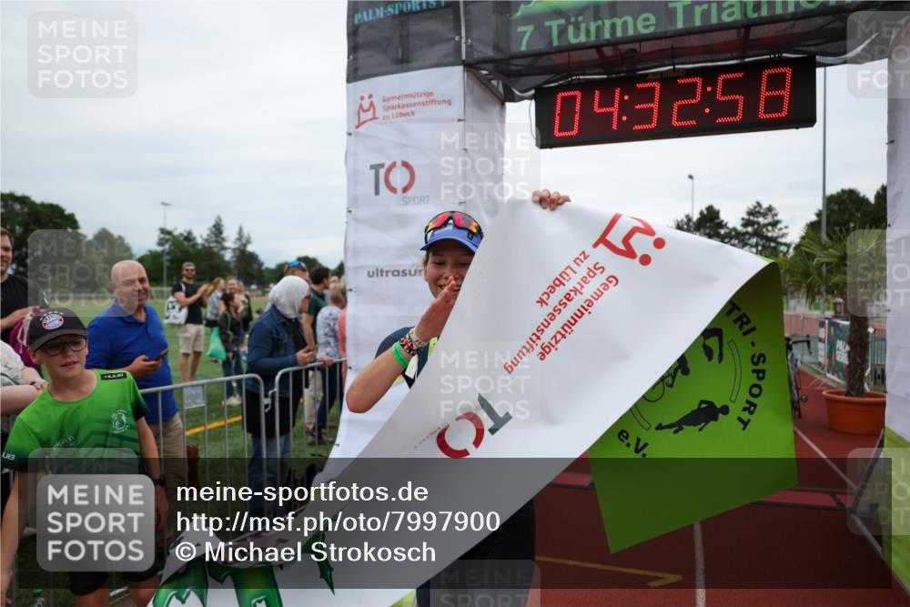 15.06.2025 - 7 Türme Triathlon Michael Strokosch http://msf.ph/oto/7997900 15.06.2025 14:32:58 Ziel 292, 527 meine-sportfotos.de