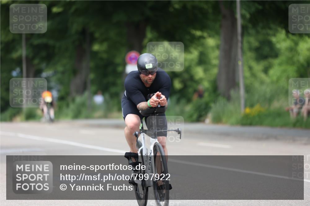 15.06.2025 - 7 Türme Triathlon Yannick Fuchs http://msf.ph/oto/7997922 15.06.2025 13:12:56 Radfahren 212, 520, 630, 948 meine-sportfotos.de