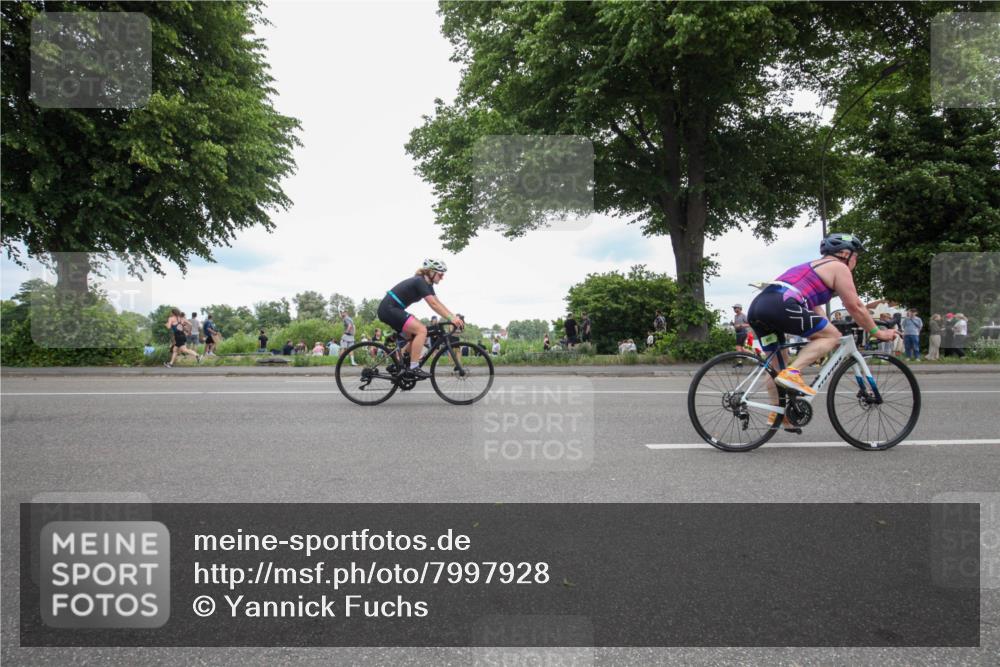 15.06.2025 - 7 Türme Triathlon Yannick Fuchs http://msf.ph/oto/7997928 15.06.2025 13:53:03 Radfahren 336, 408, 1022 meine-sportfotos.de