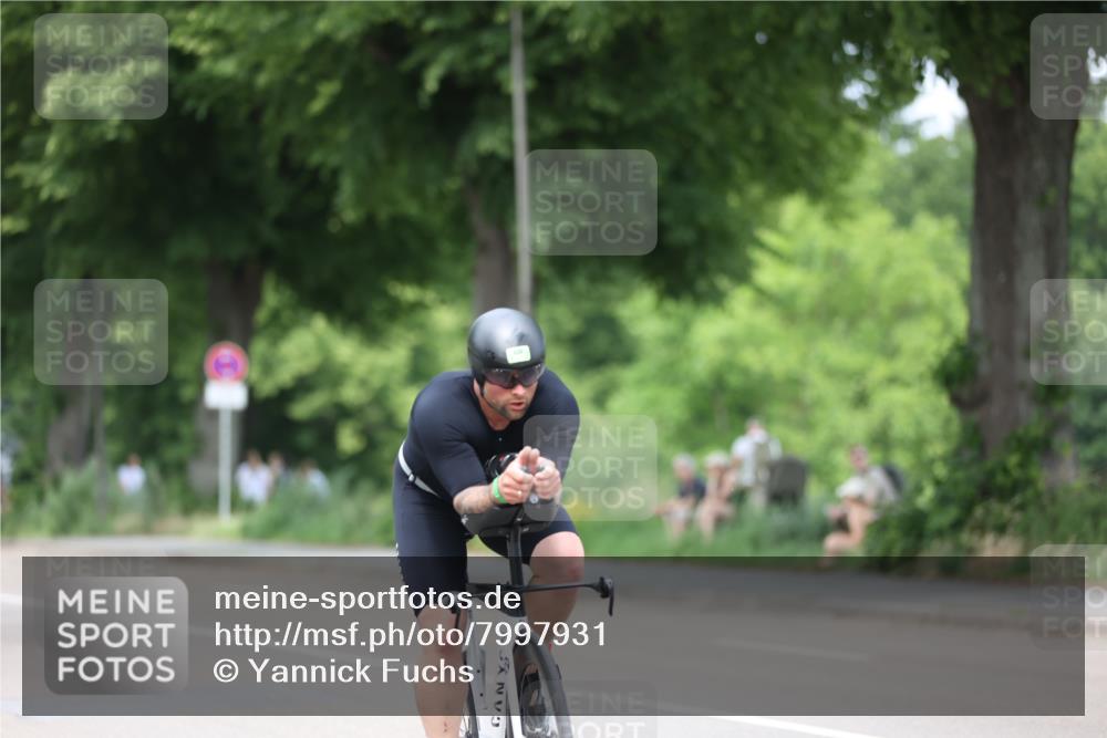 15.06.2025 - 7 Türme Triathlon Yannick Fuchs http://msf.ph/oto/7997931 15.06.2025 13:12:56 Radfahren 212, 520, 630, 948 meine-sportfotos.de