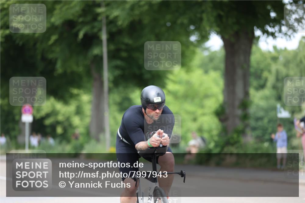 15.06.2025 - 7 Türme Triathlon Yannick Fuchs http://msf.ph/oto/7997943 15.06.2025 13:12:56 Radfahren 212, 520, 630, 948 meine-sportfotos.de