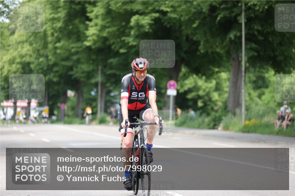 15.06.2025 - 7 Türme Triathlon Yannick Fuchs http://msf.ph/oto/7998029 15.06.2025 13:12:58 Radfahren 212, 520, 630, 948 meine-sportfotos.de