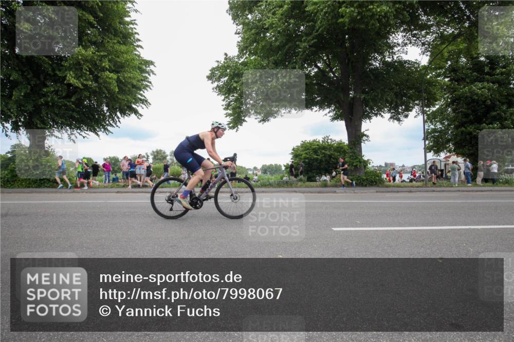 15.06.2025 - 7 Türme Triathlon Yannick Fuchs http://msf.ph/oto/7998067 15.06.2025 13:53:43 Radfahren 1125 meine-sportfotos.de