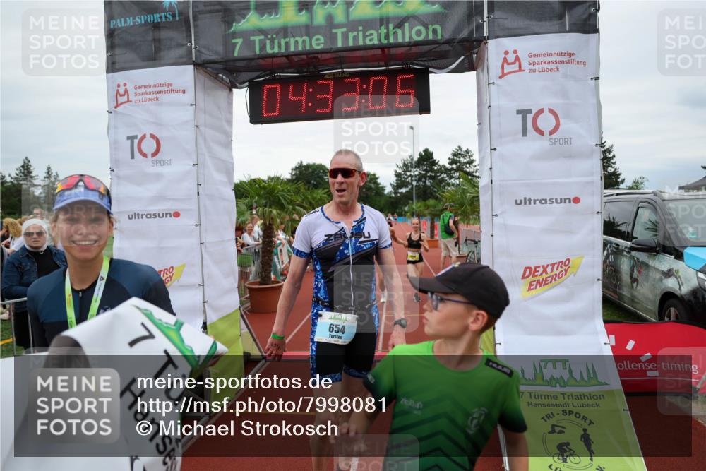 15.06.2025 - 7 Türme Triathlon Michael Strokosch http://msf.ph/oto/7998081 15.06.2025 14:33:05 Ziel 197, 527, 654, 909, 1086, 1094 meine-sportfotos.de