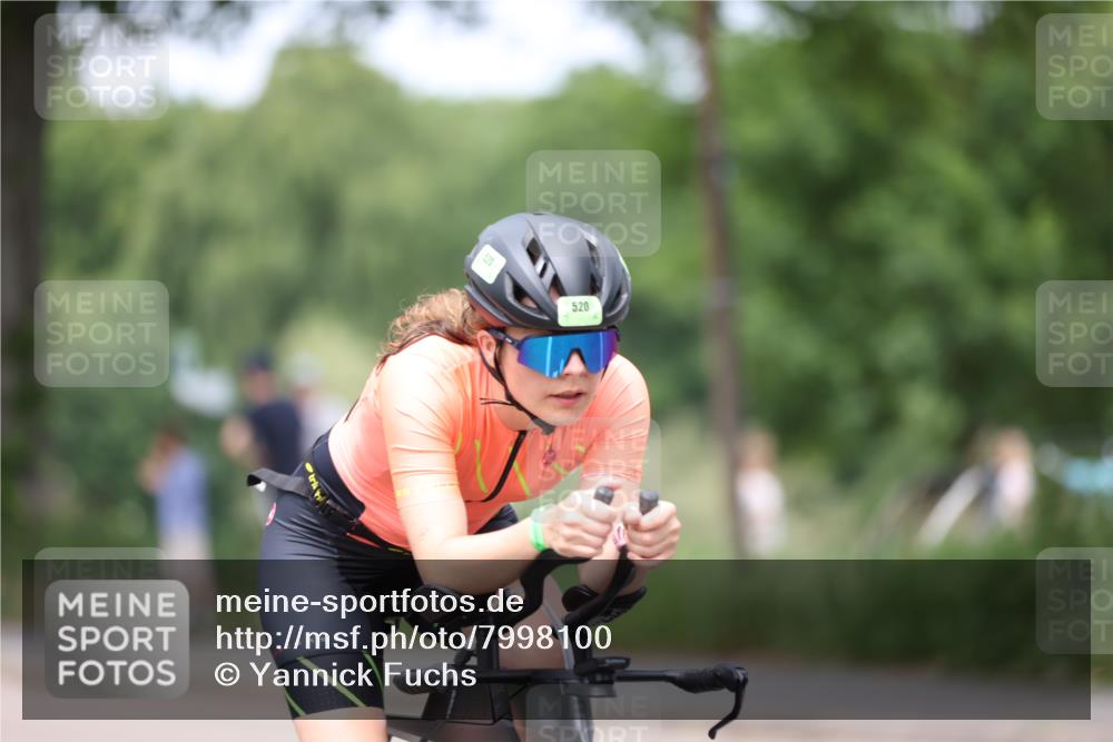 15.06.2025 - 7 Türme Triathlon Yannick Fuchs http://msf.ph/oto/7998100 15.06.2025 13:12:59 Radfahren 212, 214, 520, 630, 948 meine-sportfotos.de