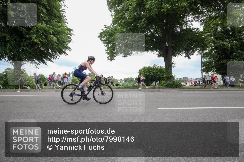 15.06.2025 - 7 Türme Triathlon Yannick Fuchs http://msf.ph/oto/7998146 15.06.2025 13:54:17 Radfahren 533, 1015, 1173 meine-sportfotos.de