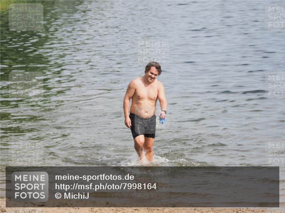 21.06.2025 - 27. Vierlanden-Triathlon MichiJ http://msf.ph/oto/7998164 15.06.2026 10:00:05 Schwimmen  meine-sportfotos.de