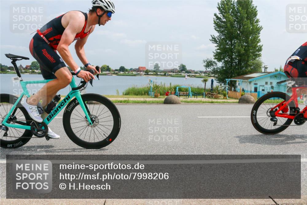 21.06.2025 - 27. Vierlanden-Triathlon H.Heesch http://msf.ph/oto/7998206 15.06.2025 12:29:45 Radfahren 937, 951, 989, 990, 991, 992, 993 meine-sportfotos.de