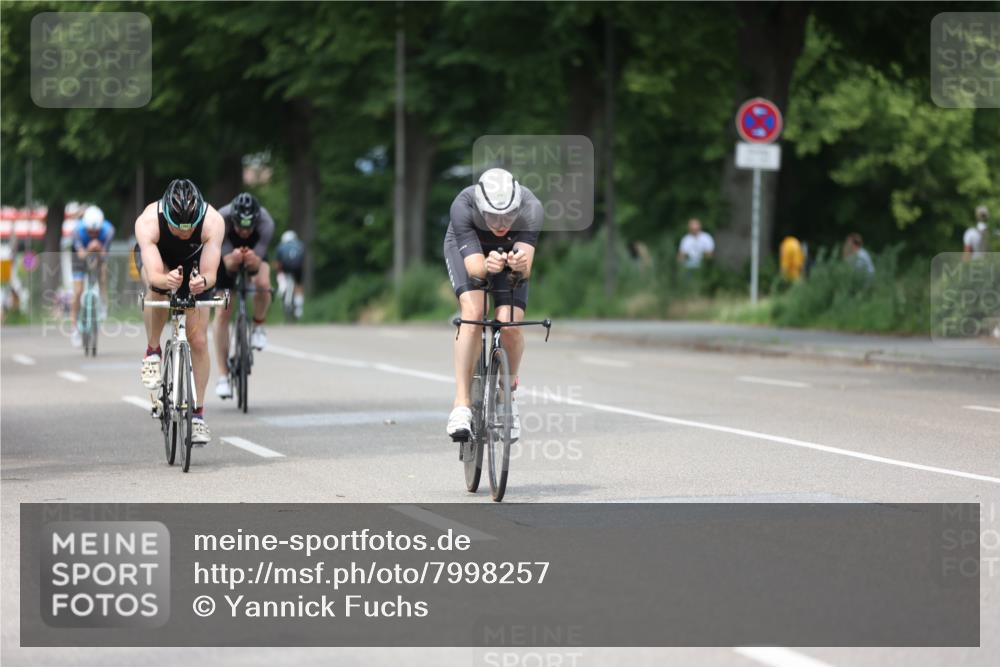 15.06.2025 - 7 Türme Triathlon Yannick Fuchs http://msf.ph/oto/7998257 15.06.2025 13:13:10 Radfahren 233, 243, 276, 370, 414, 496, 517, 812, 1041 meine-sportfotos.de