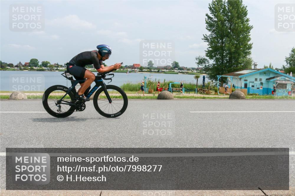 21.06.2025 - 27. Vierlanden-Triathlon H.Heesch http://msf.ph/oto/7998277 15.06.2025 12:30:18 Radfahren 772 meine-sportfotos.de