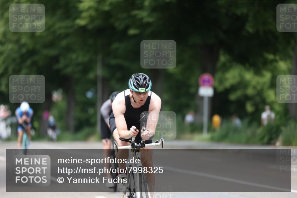 15.06.2025 - 7 Türme Triathlon Yannick Fuchs http://msf.ph/oto/7998325 15.06.2025 13:13:11 Radfahren 233, 243, 276, 370, 414, 496, 517, 711, 812, 1041 meine-sportfotos.de