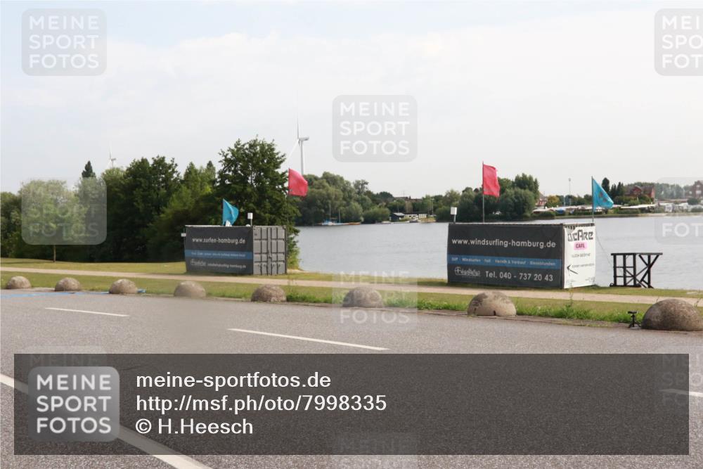 15.06.2025 - 27. Vierlanden-Triathlon H.Heesch http://msf.ph/oto/7998335 15.06.2025 09:48:18 Radfahren 6, 60, 64, 246 meine-sportfotos.de