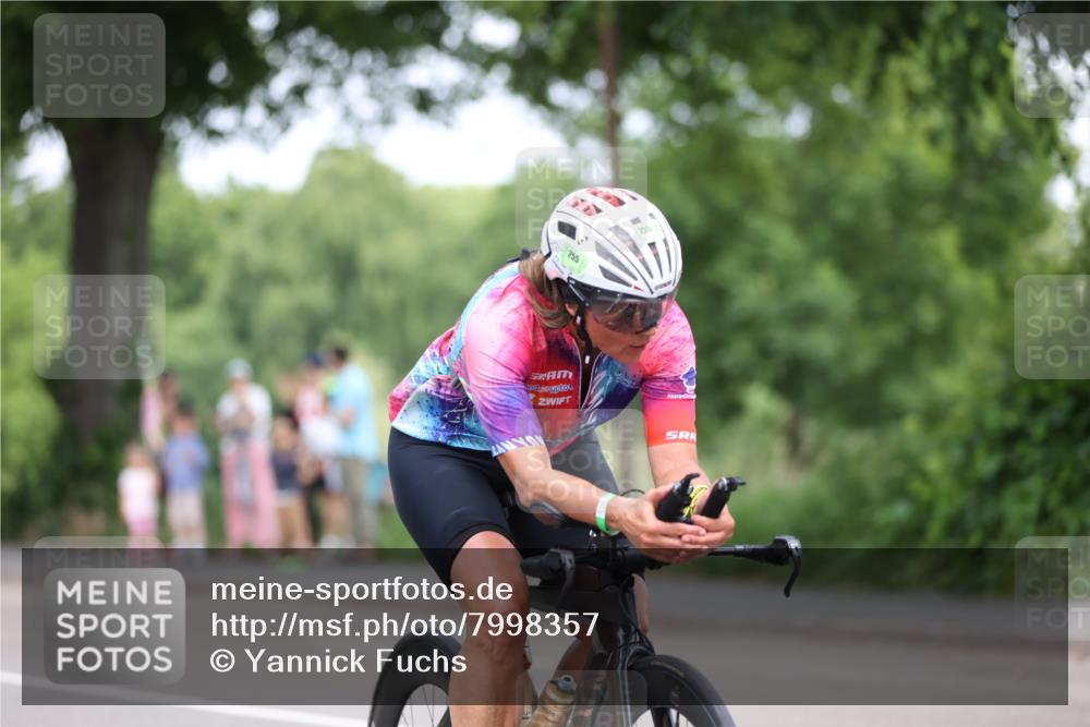 15.06.2025 - 7 Türme Triathlon Yannick Fuchs http://msf.ph/oto/7998357 15.06.2025 12:19:35 Radfahren 446 meine-sportfotos.de