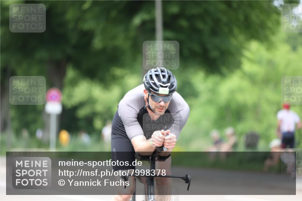 15.06.2025 - 7 Türme Triathlon Yannick Fuchs http://msf.ph/oto/7998378 15.06.2025 13:13:12 Radfahren 233, 243, 276, 370, 414, 496, 517, 711, 1041 meine-sportfotos.de